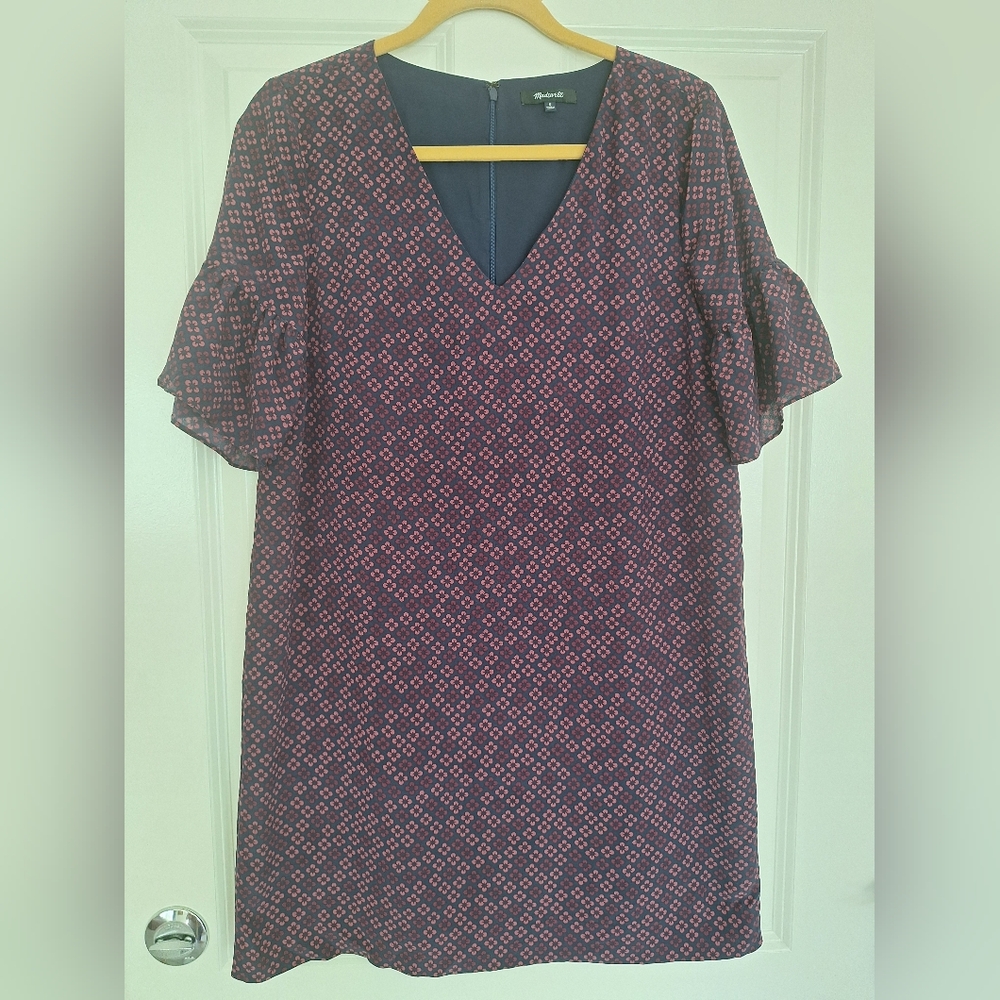 Madewell Blue Pink Floral Sik  Dress with Ruffle Sleeves‎ Size 6